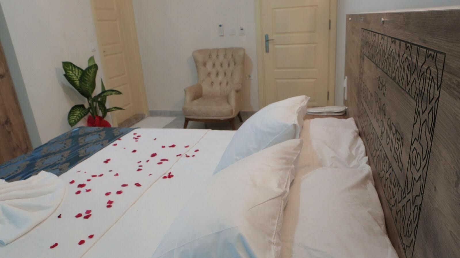 Grand Tas Otel Mut Ngoại thất bức ảnh